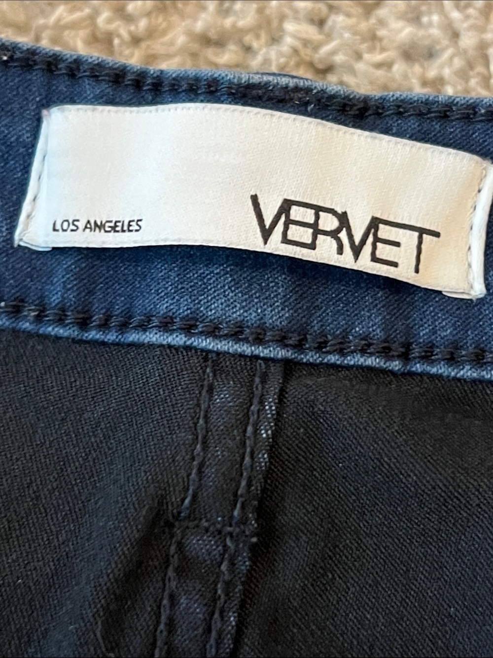 VERVET Los Angeles Dark Wash Flare Jeans Size 30 Raw Hem High Rise Stretch Denim - Picture 9 of 13